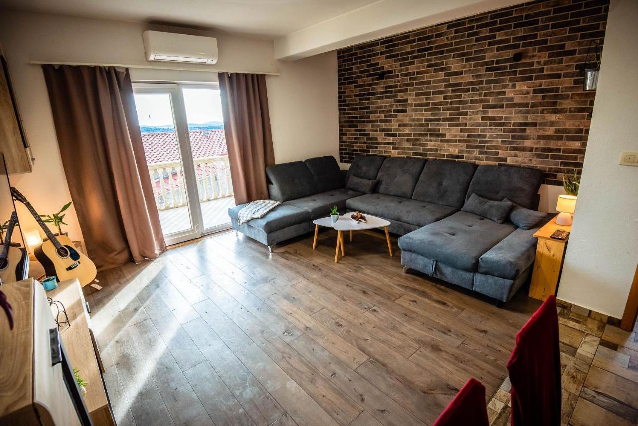 Apartman Fjaka Sibenik Exterior photo