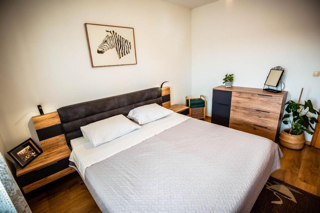 Apartman Fjaka Sibenik Exterior photo